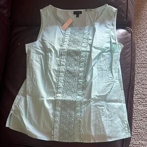 NWT Talbots light blue summer  Sleeveless Eyelet-Front Tank 10